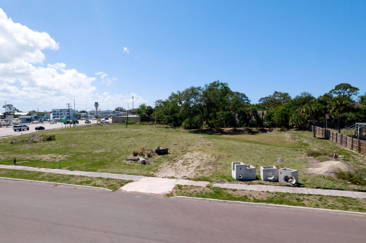 7972 N Tamiami Trail Sarasota FL 34243