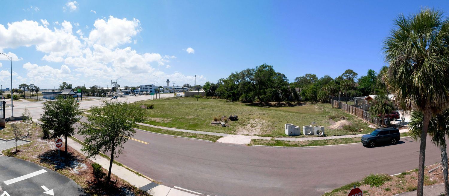 7972 N Tamiami Trail Sarasota FL 34243