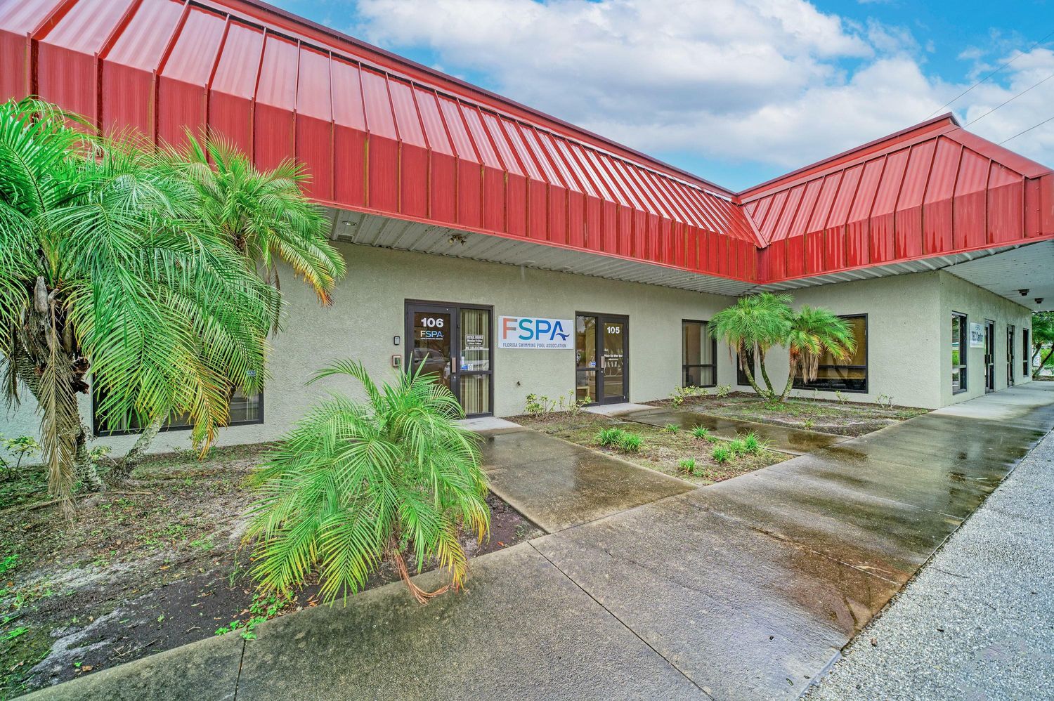 2555 Porter Lake Dr, Units 104, 105 & 106 Sarasota FL 34240