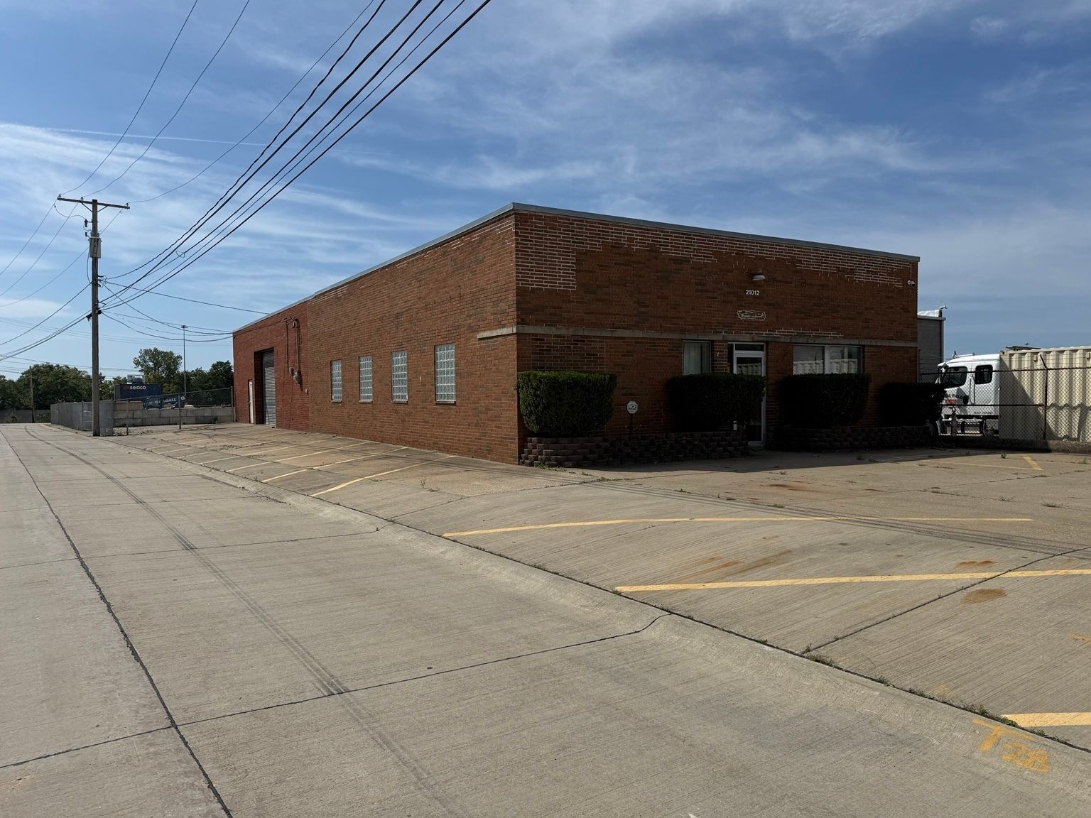 21012 Aurora Rd, Bedford, OH 44146