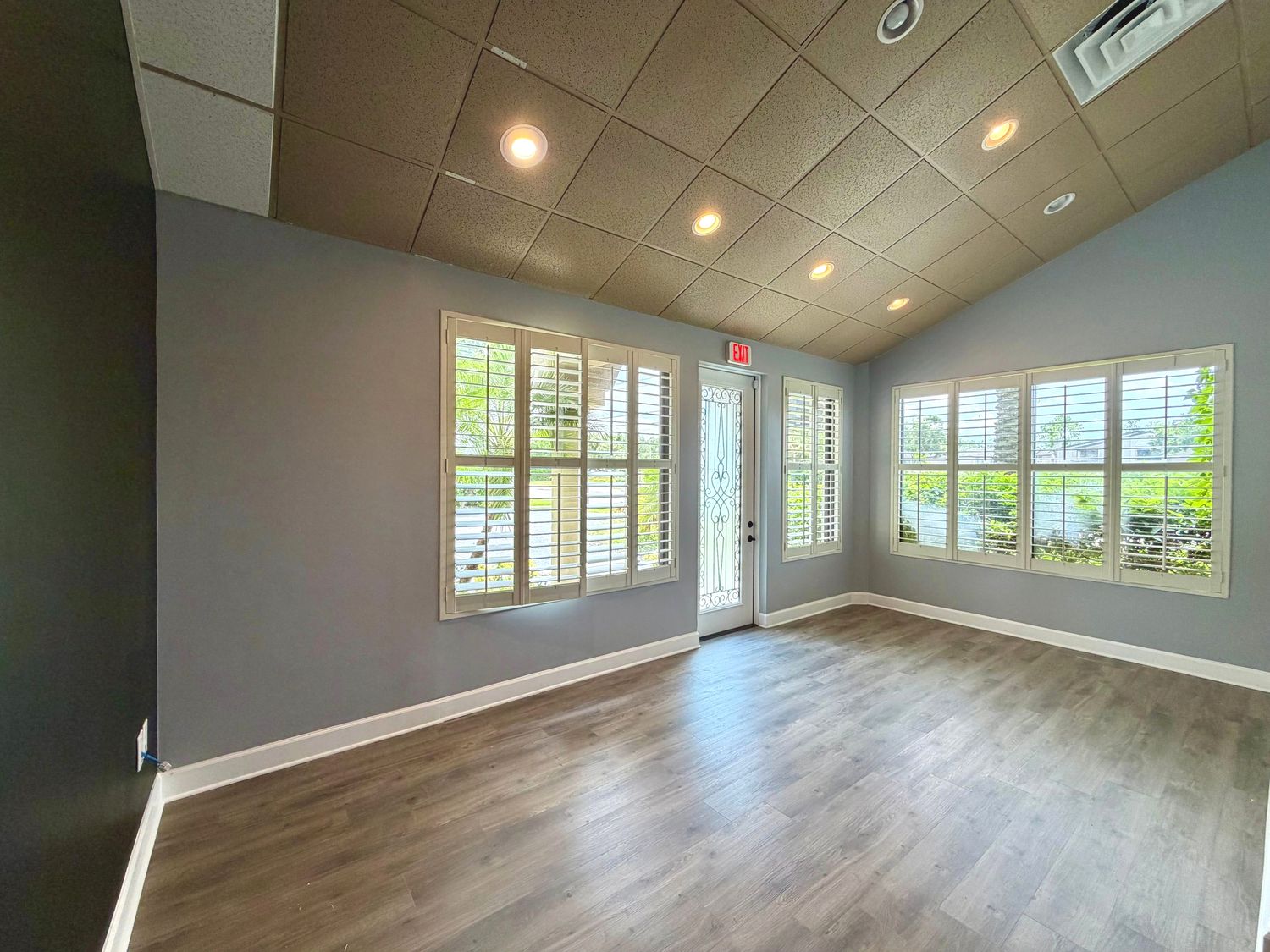 4915 Ehrlich Road Tampa FL 33624