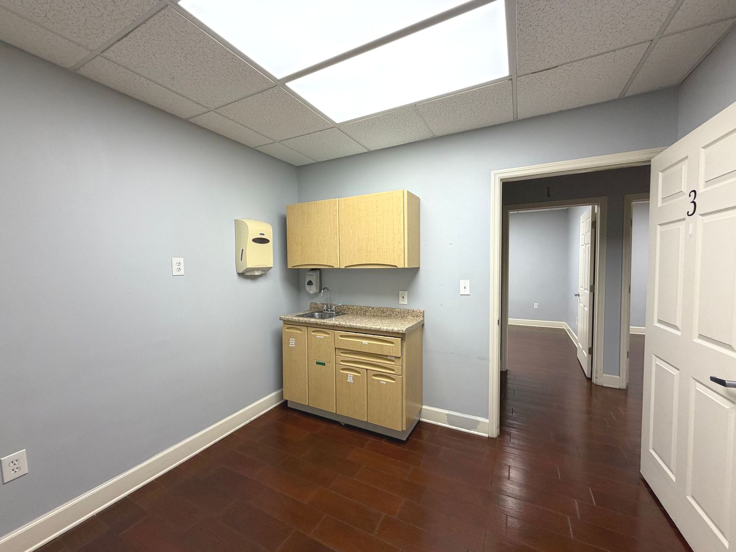 4915 Ehrlich Road Tampa FL 33624