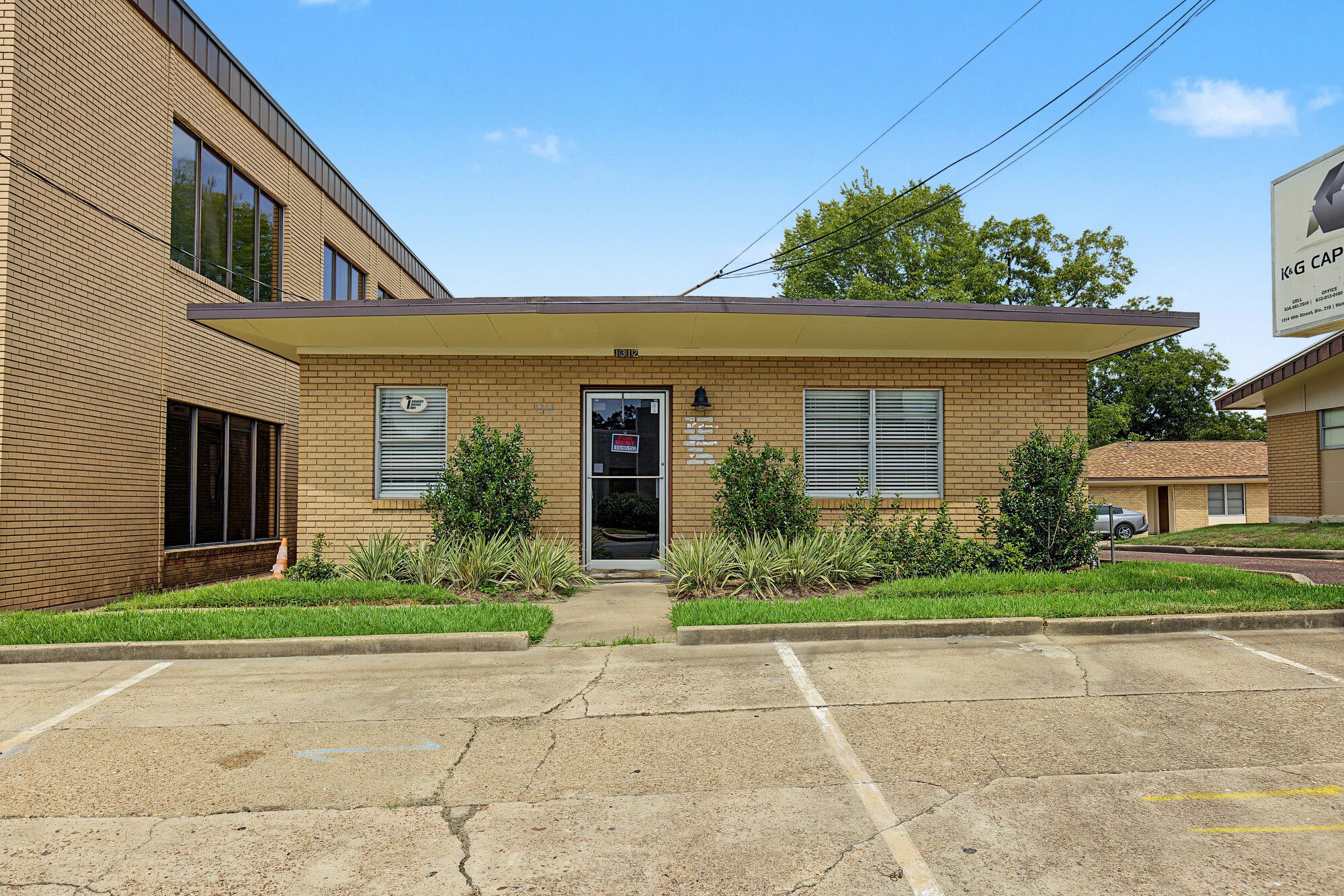 1312 10Th St, Huntsville, TX 77320
