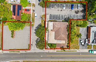 2211 Davie Blvd
