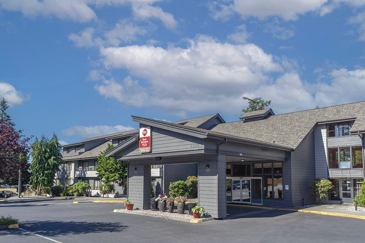 33175 State Route 20, Oak Harbor, WA 98277