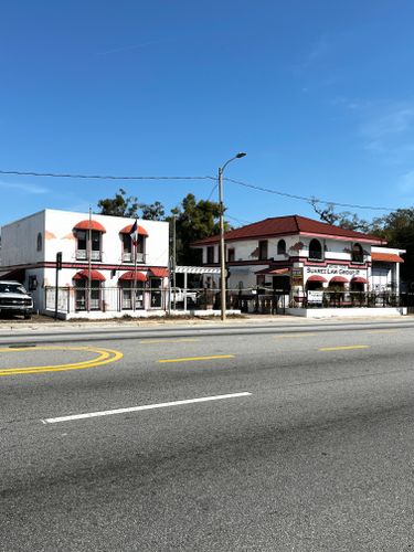 513 - 523 W Colonial Dr Orlando Office Building exterior