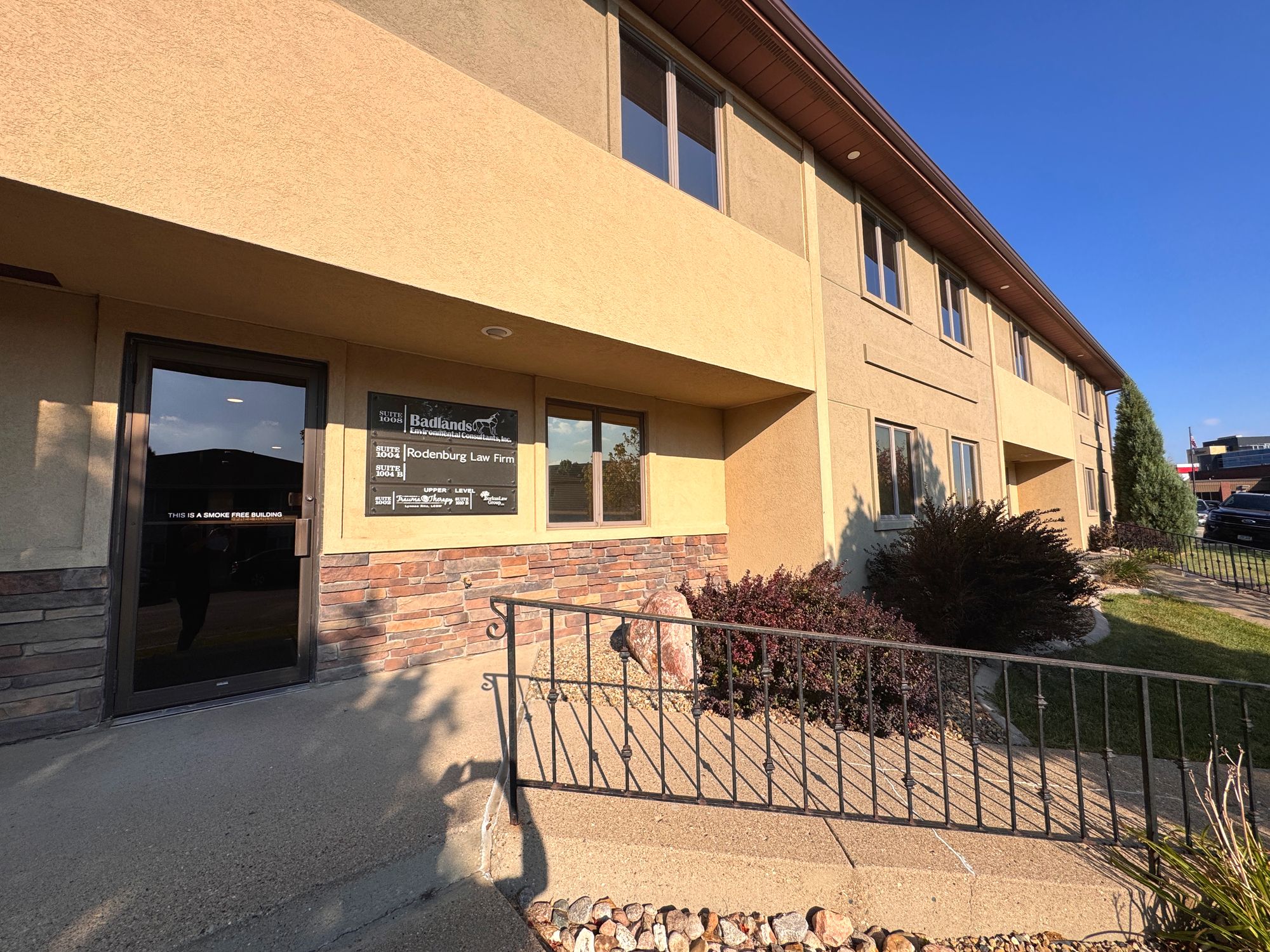 1004 E Central Ave, Bismarck, ND 58501