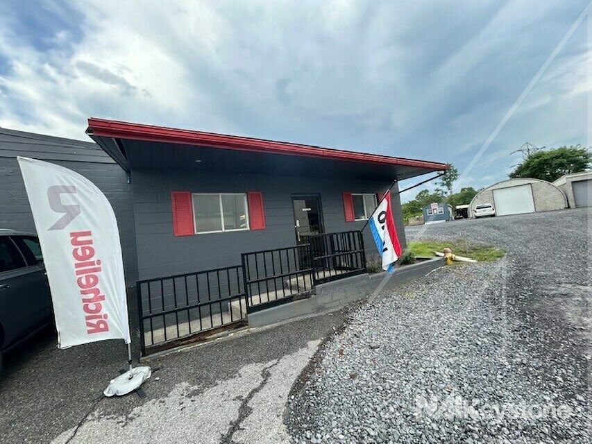 85 W Charles St, Lewistown, PA 17044
