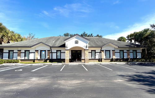 1300 City View Ctr Building 5 Oviedo Office Building exterior