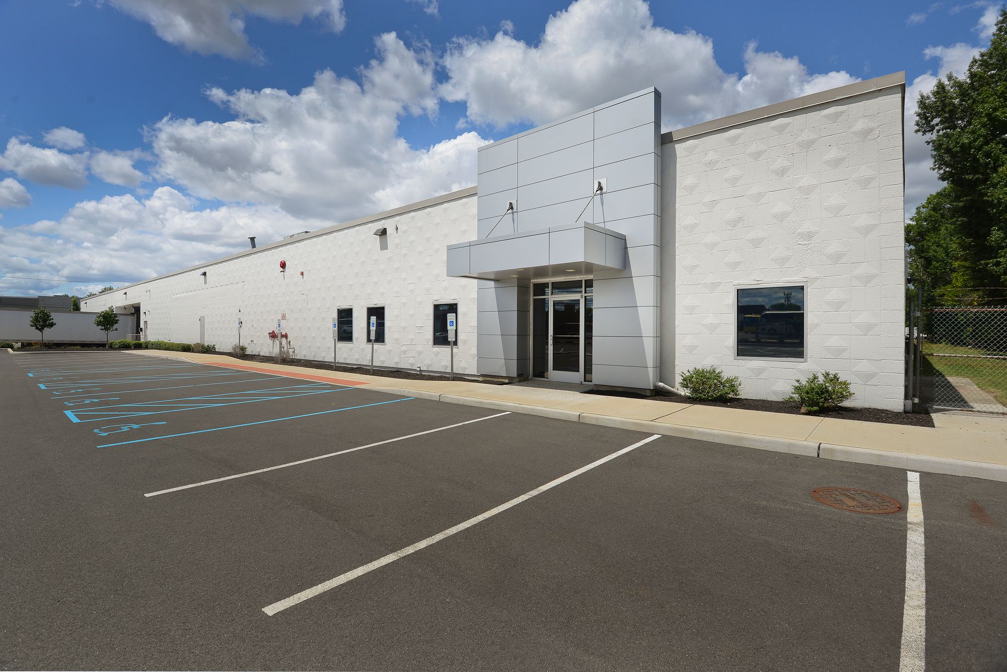 250 Moonachie Ave, Moonachie, NJ 07074