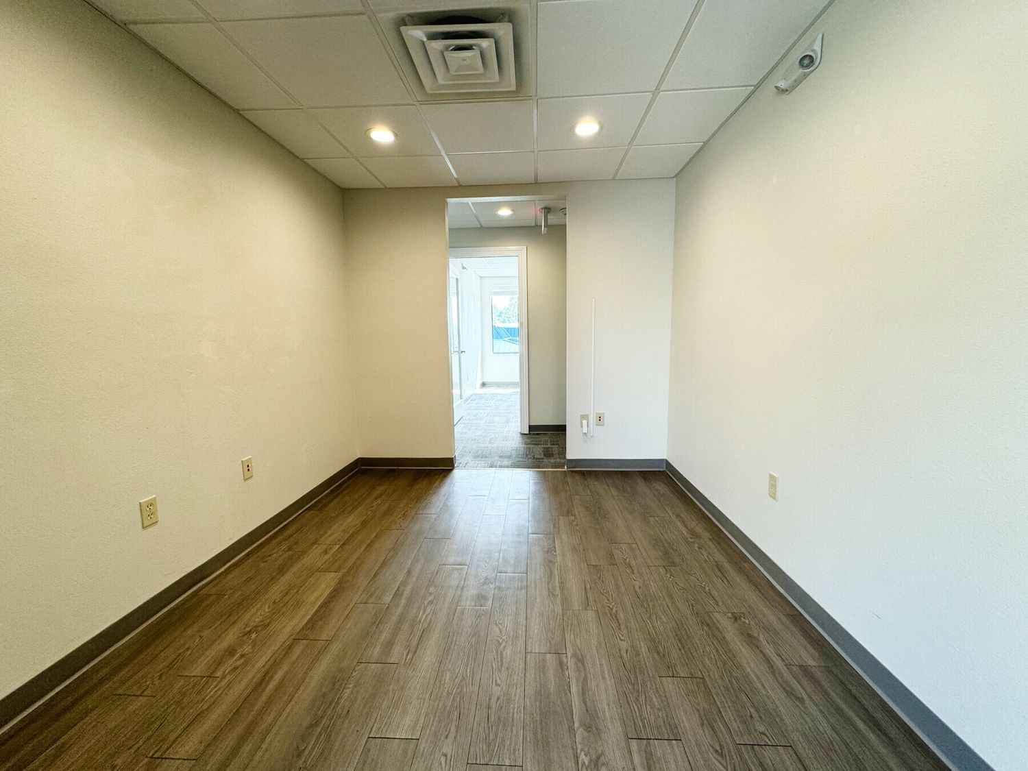 5500 Bee Ridge Road, Suite 201 Sarasota FL 34233