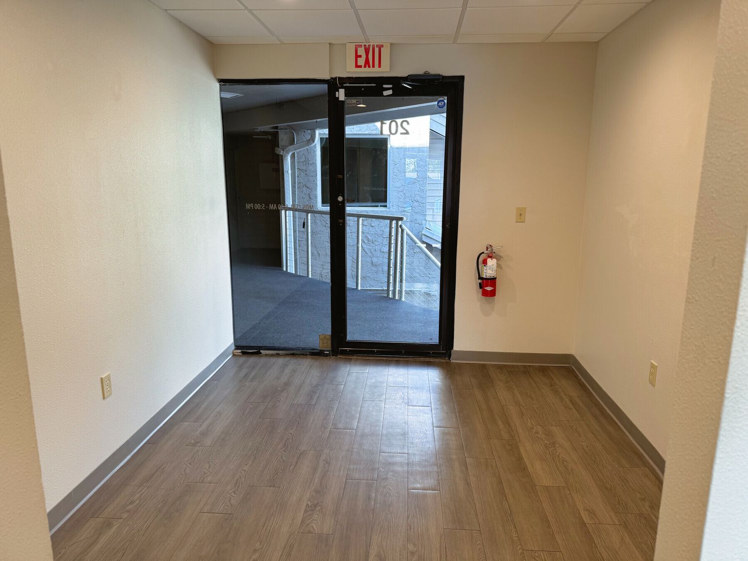 5500 Bee Ridge Road, Suite 201 Sarasota FL 34233