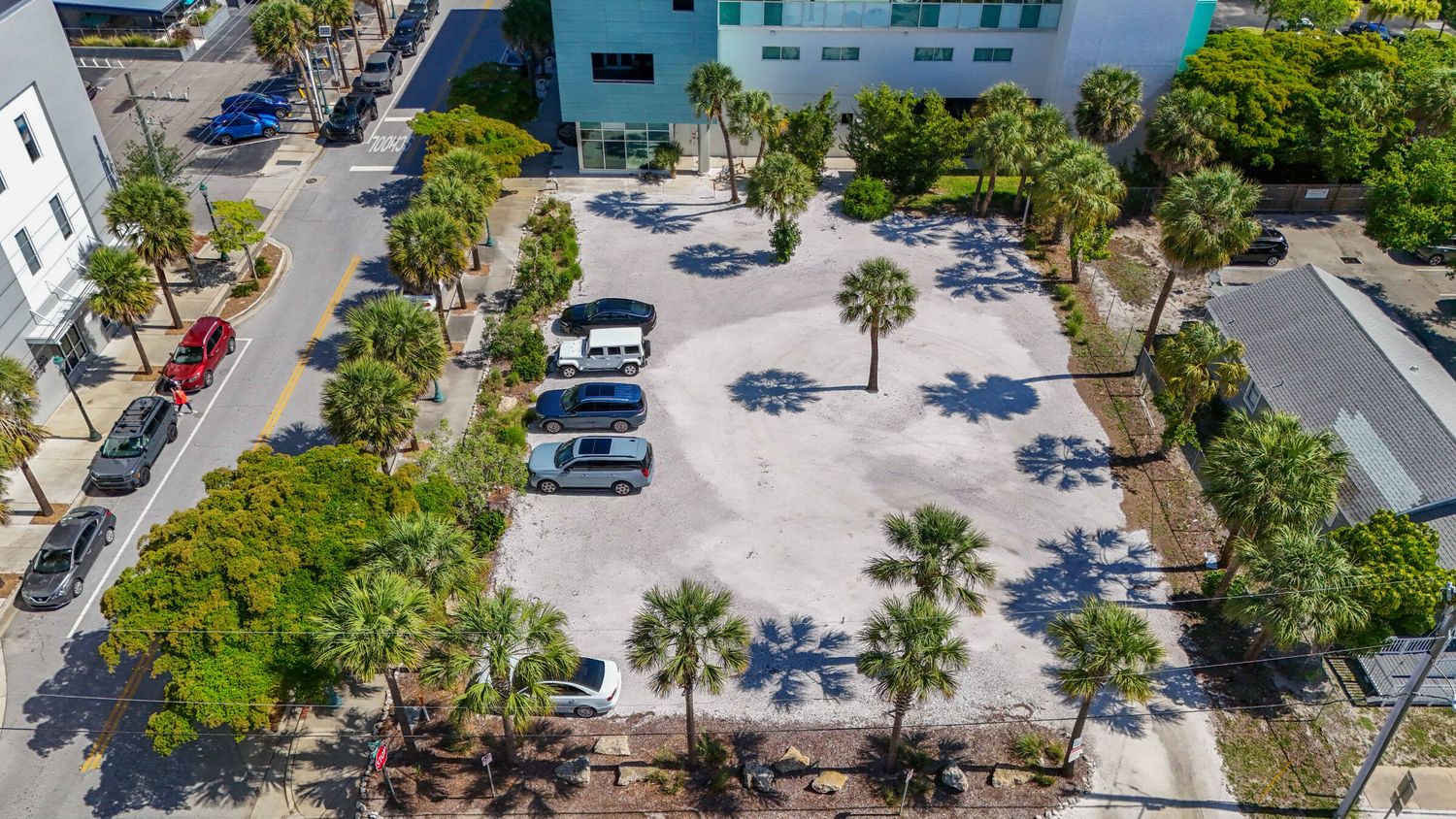 700 Central Avenue Sarasota FL 34236