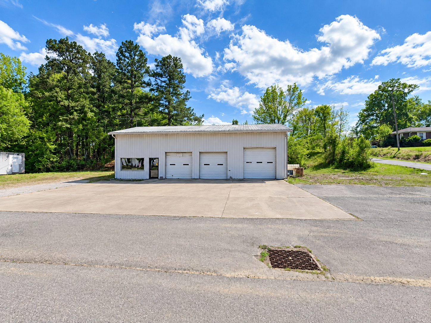 348 Main St, Centertown, KY 42328