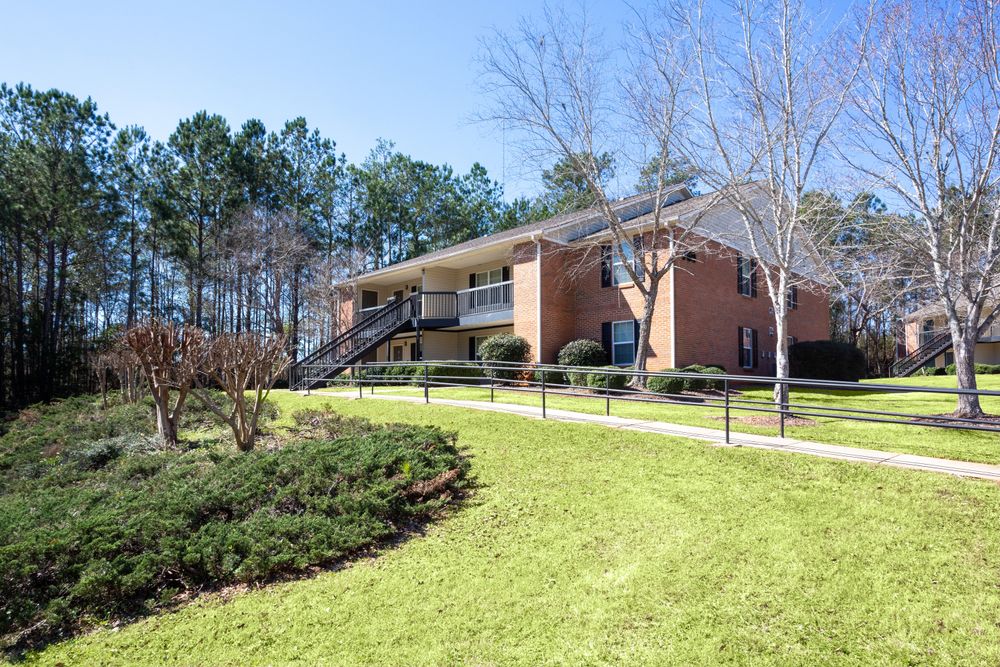 Oakley Cove Apartments