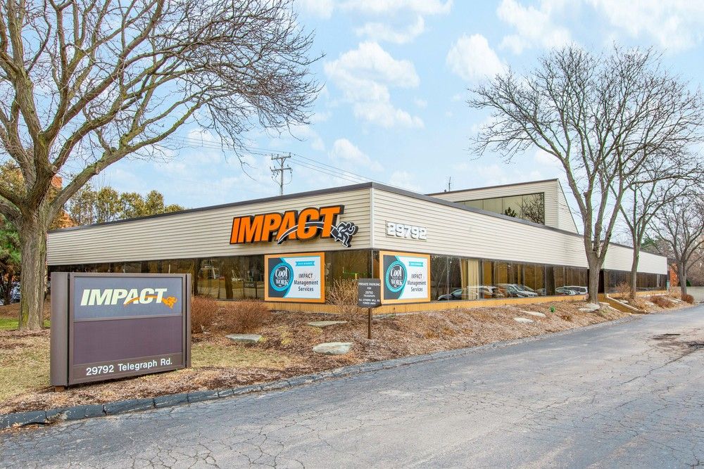 29792 Telegraph Rd, Southfield, MI 48034