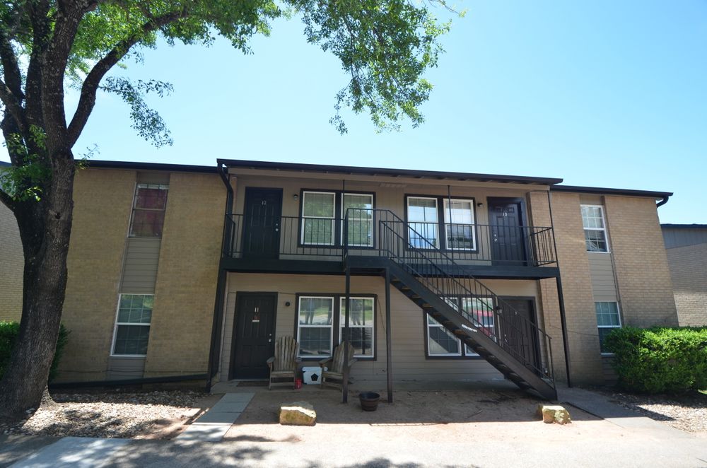 Willow Creek Residences