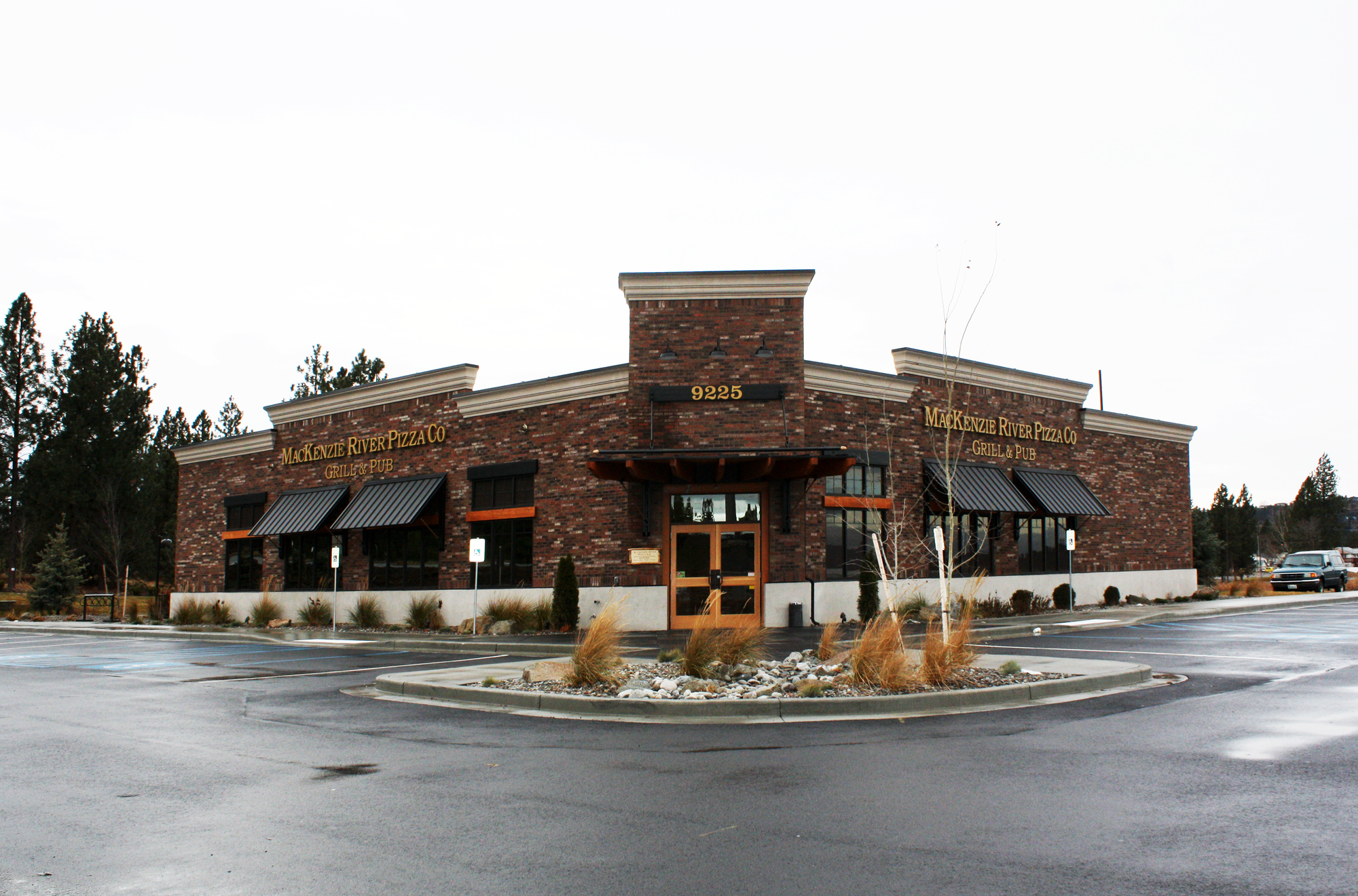 9225 N Nevada St, Spokane, WA 99218