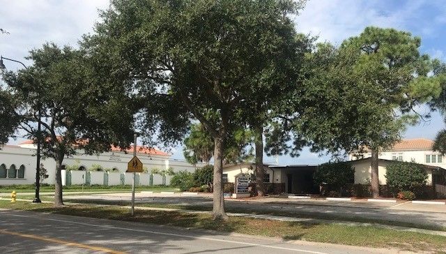 256 Nokomis Ave S, Venice, FL 34285