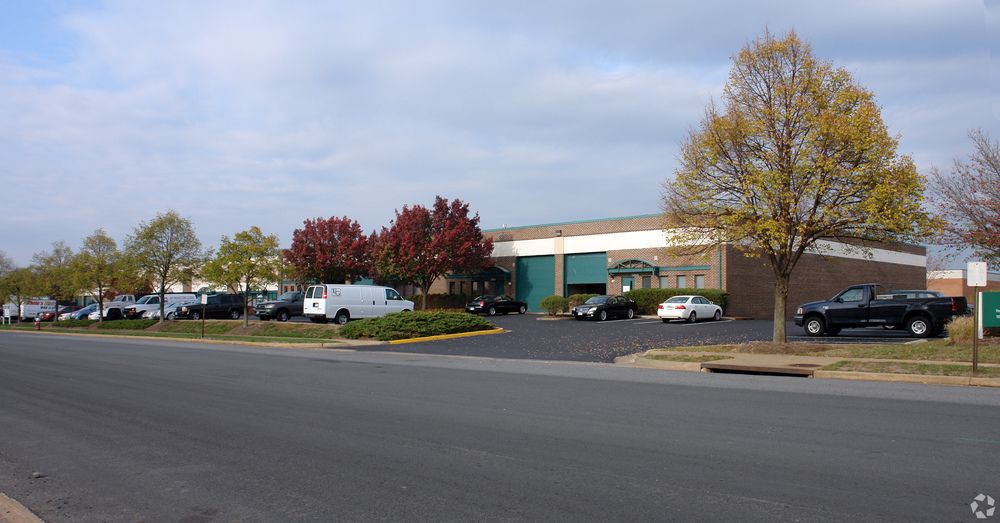 13850 Park Center Rd, Herndon, VA 20171