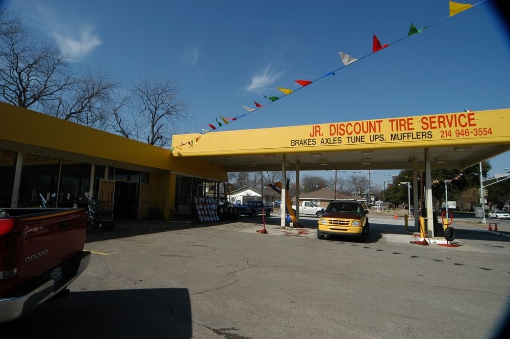 905 S Zang Blvd, Dallas, TX 75208