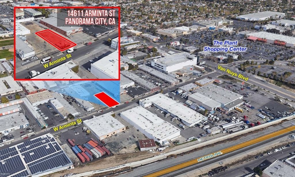 14611 Arminta St, Panorama City