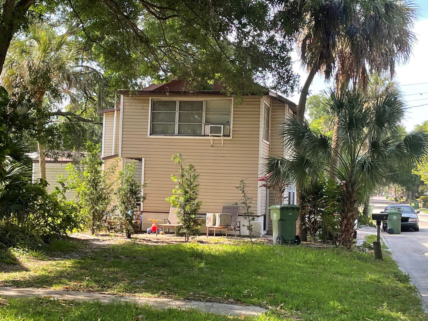2004 2nd Avenue E. Bradenton FL 34208