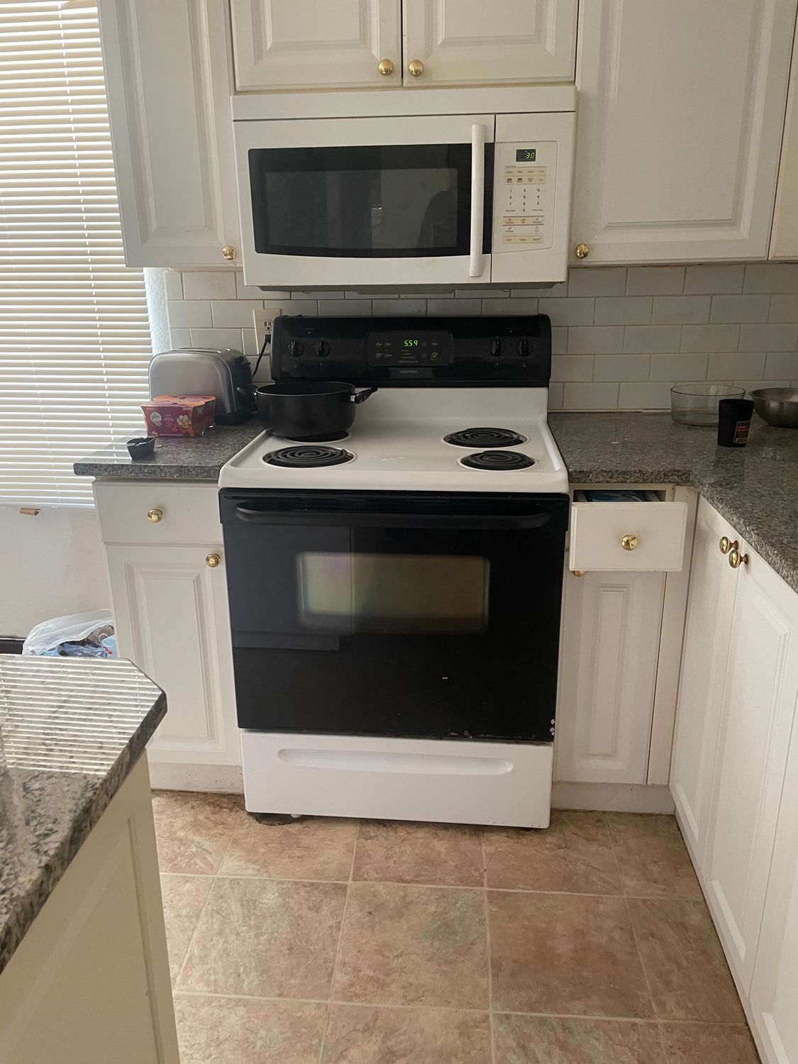 2004 2nd Avenue E. Bradenton FL 34208