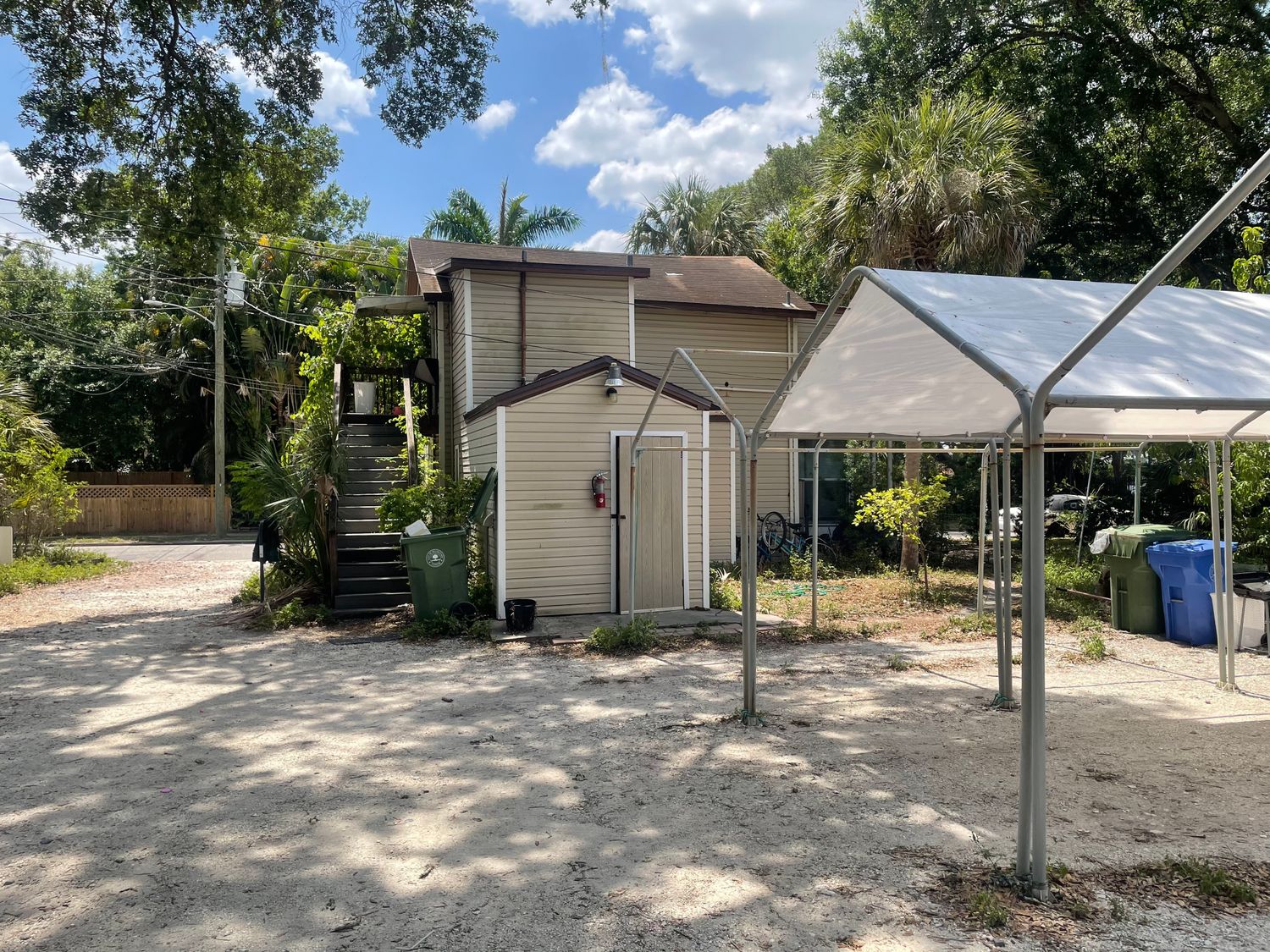 2004 2nd Avenue E. Bradenton FL 34208