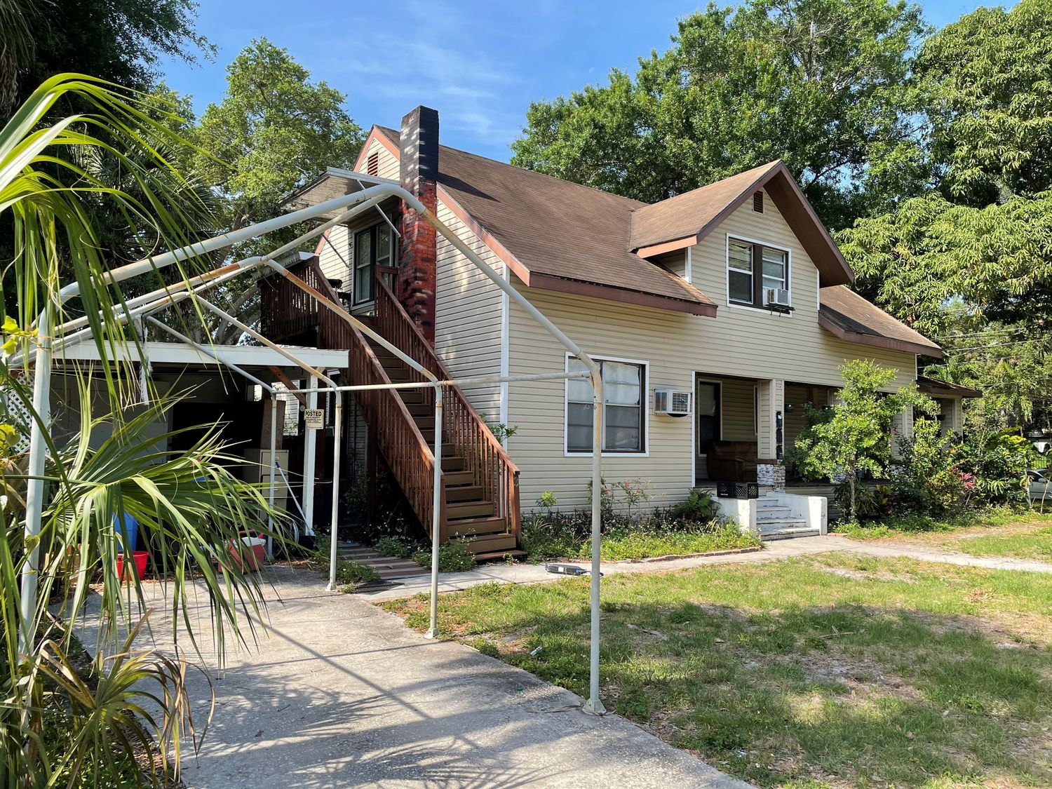 2004 2nd Avenue E. Bradenton FL 34208