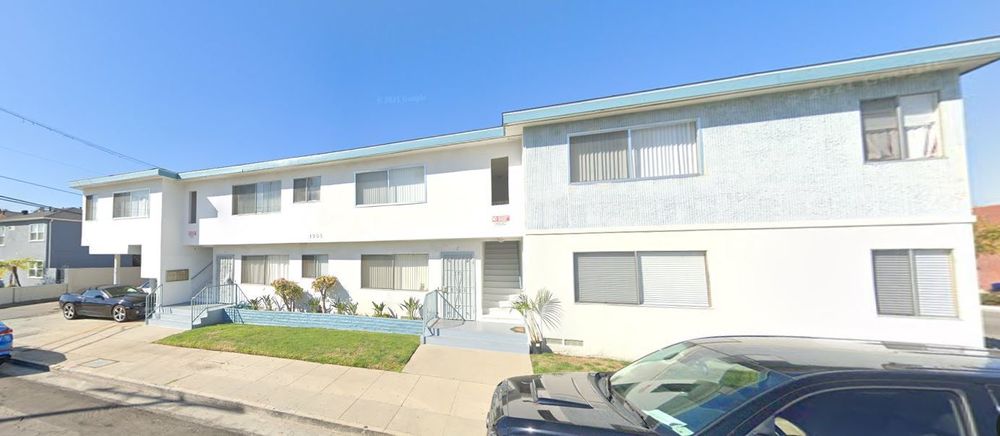 1905 Claudina Avenue