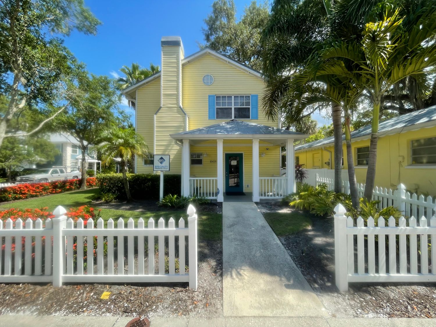 1901, 1905 & 1909 Morrill Street Sarasota FL 34236