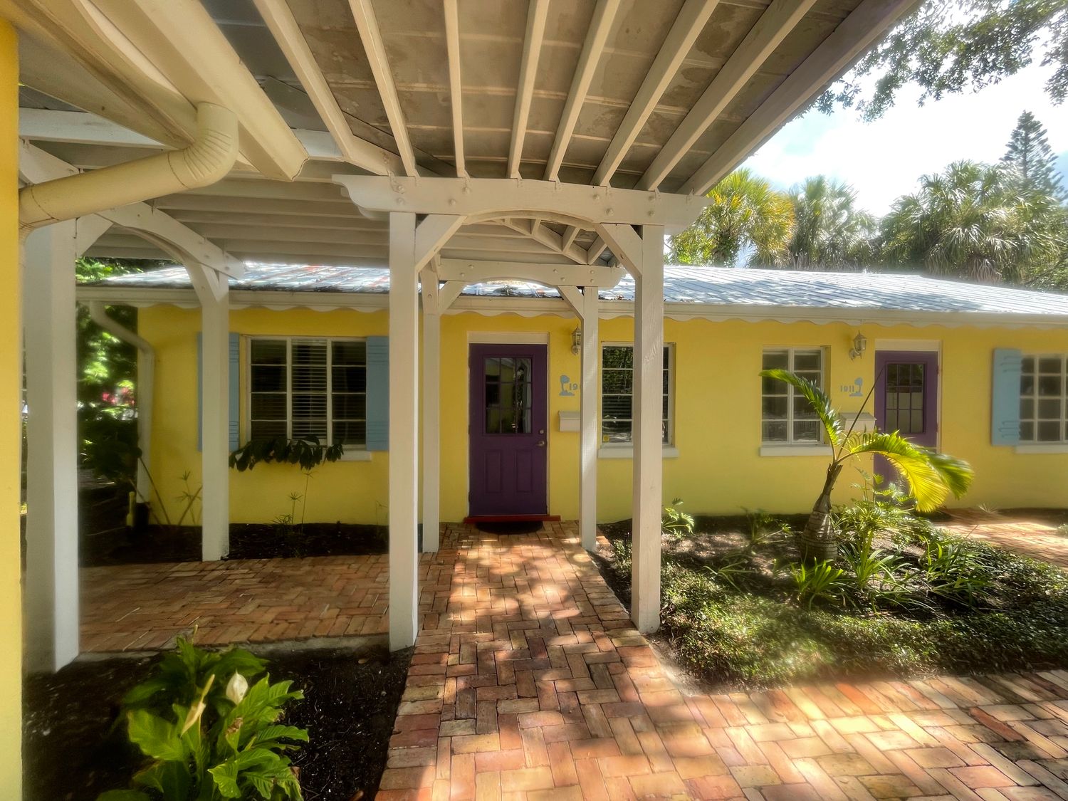 1901, 1905 & 1909 Morrill Street Sarasota FL 34236